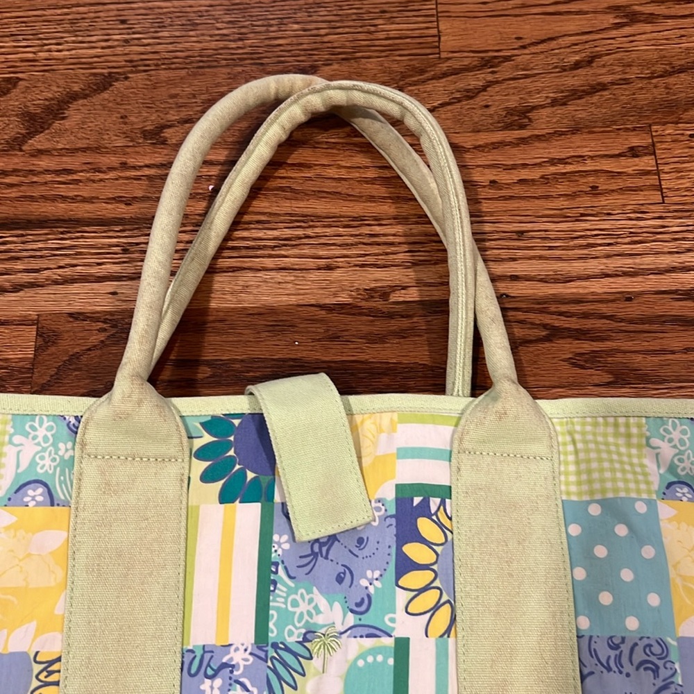 Lilly Pulitzer Tote Bag - Picture 2 of 5